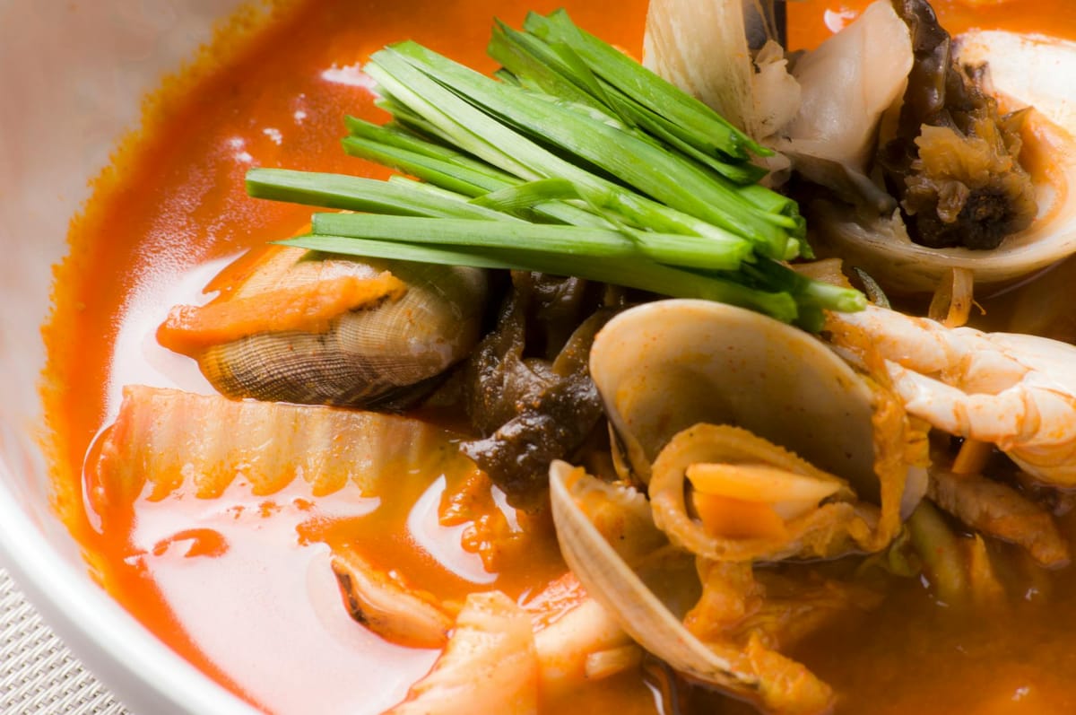 Get $6.80 Korean Chicken Soup By Ex-Michelin Chefs At This New Bedok Stall Post feature image