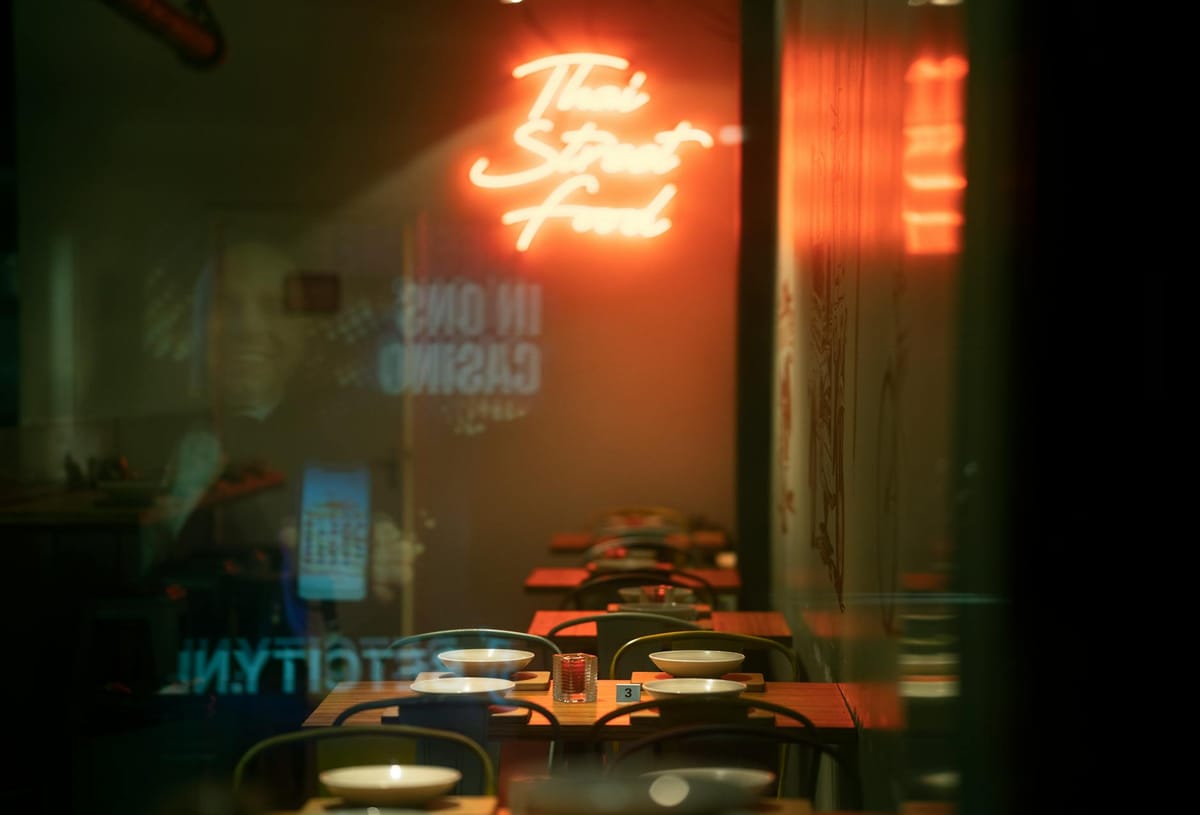 The best floral restaurants and cafés in Singapore Post feature image