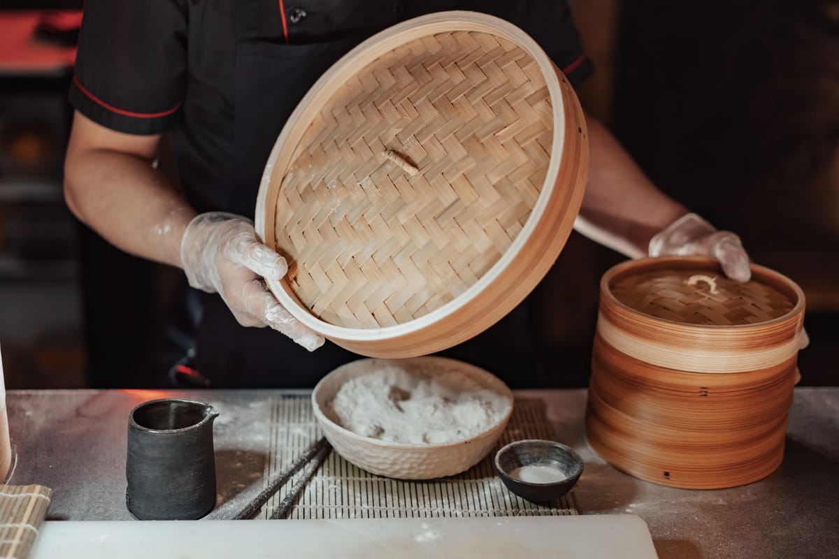 What is dim sum and how do you order it in Singapore? Post feature image