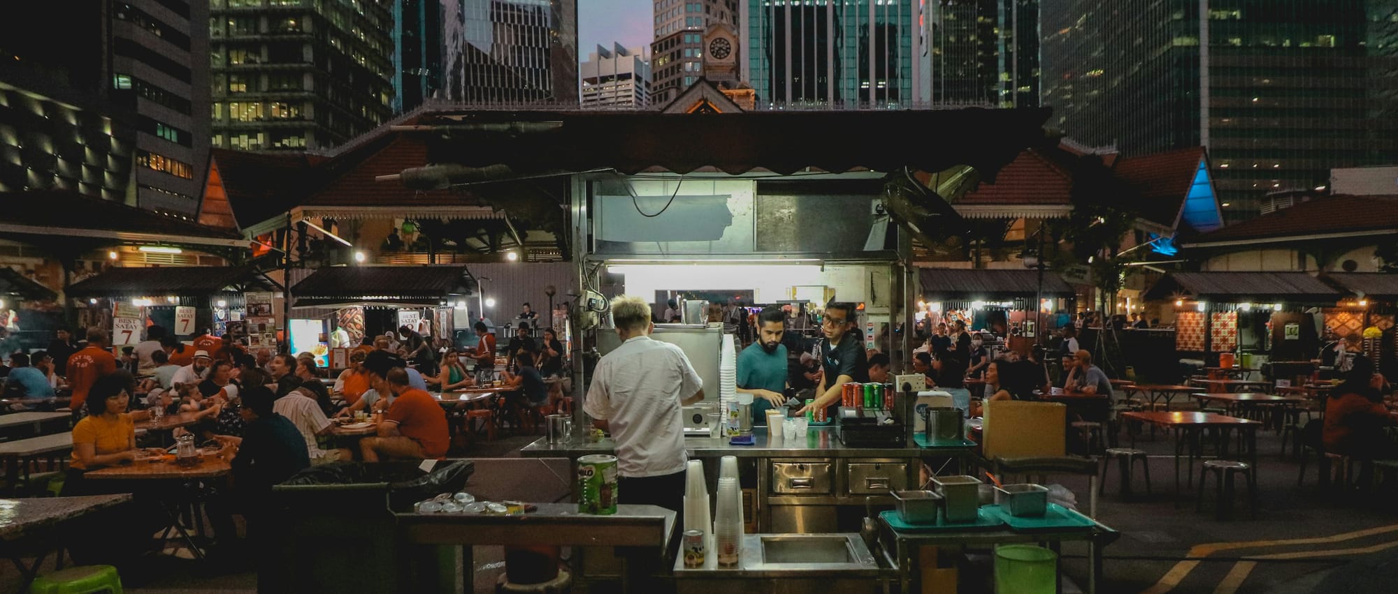 5 Singapore Restaurants Hiring Staff as Automation Reshapes Global Job Market Post image